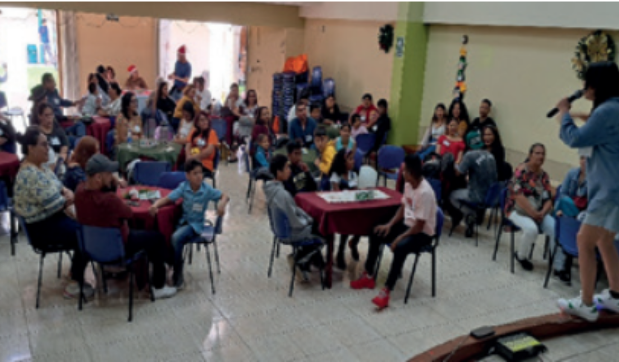 Fiesta de los hermanos migrantes en Perú