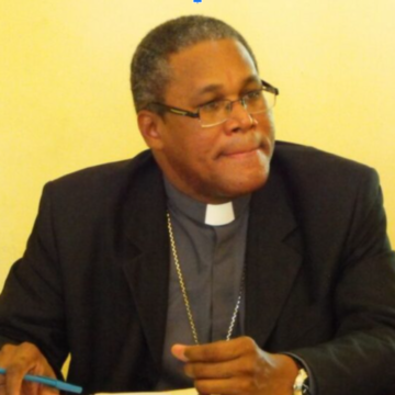 El Celam se solidariza con Pierre Dumas, vicepresidente de la Conferencia Episcopal Haitiana, víctima de un atentado en Puerto Príncipe