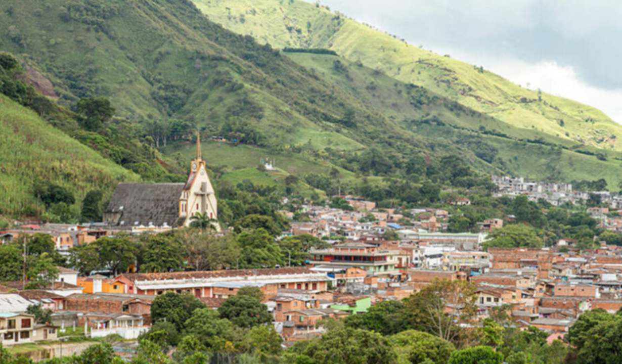 Iglesia en Colombia alerta crisis humanitaria en nordeste de Antioquia y sur de Bolívar